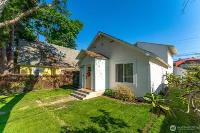 507 E Wapato Avenue, Chelan, WA 98816 - Photo 2