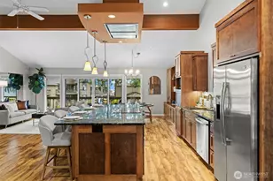 17434 NE 40th Pl, Redmond, WA 98052 - Photo 12