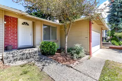 15836 SE Fairwood Boulevard, Renton, WA 98058 - Photo 4