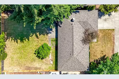 15836 SE Fairwood Boulevard, Renton, WA 98058 - Photo 36