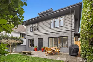 1208 E Newton St, Seattle, WA 98102 - Photo 2