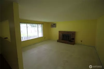 9513 NE Burton Road, Vancouver, WA 98662 - Photo 2