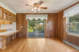 4701 Pleasant Hill Rd, Kelso, WA 98626 - Photo 12