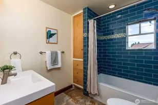 7056 26th Ave NW, Seattle, WA 98117 - Photo 20