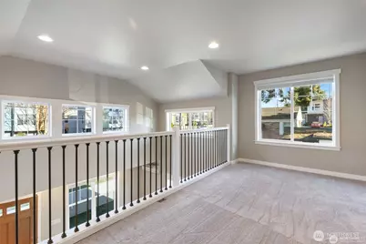 12757 Dayton Avenue N #B, Seattle, WA 98133 - Photo 24