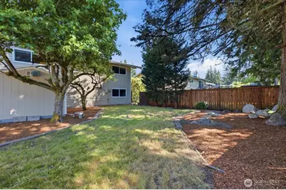 1801 Anacortes Avenue NE, Renton, WA 98059 - Photo 28