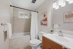 1801 Anacortes Ave NE, Renton, WA 98059 - Photo 20