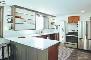 512 E Pear St, Centralia, WA 98531 - Photo 14