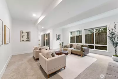13707 NE 133rd Place, Kirkland, WA 98034 - Photo 16