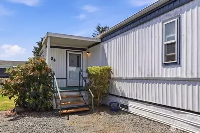 16600 25th Ave NE #24, Marysville, WA 98271 - Photo 2