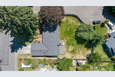 28605 30th Avenue S, Federal Way, WA 98003 - Photo 32