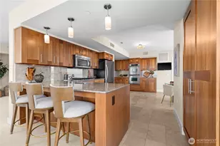 650 Bellevue Way NE, Bellevue, WA 98004 - Photo 10