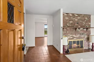 2421 Jacqueline Pl, Mount Vernon, WA 98273 - Photo 4