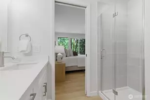 895 Highwood Dr SW, Issaquah, WA 98027 - Photo 20
