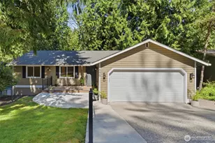 895 Highwood Dr SW, Issaquah, WA 98027 - Photo 4