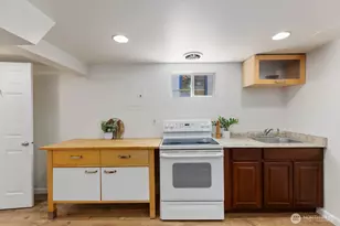 8111 10th Ave S, Seattle, WA 98108 - Photo 28