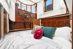 2143 N Northlake Way, Seattle, WA 98103 - Photo 12
