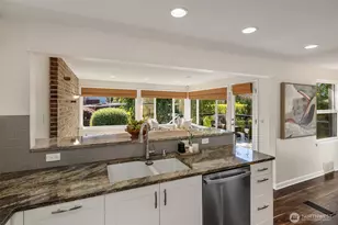 3053 32nd Ave W, Seattle, WA 98199 - Photo 10