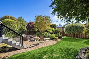 3053 32nd Ave W, Seattle, WA 98199 - Photo 32