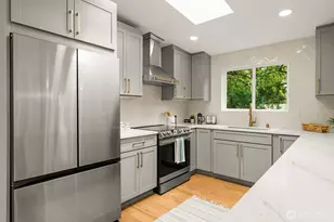 12569 37th Ave NE, Seattle, WA 98125 - Photo 12