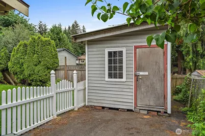 4404 230th Place SW, Mountlake Terrace, WA 98043 - Photo 32