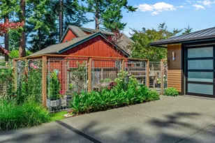 302 T St, Port Townsend, WA 98368 - Photo 36