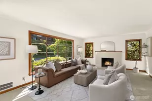 3863 44th Ave NE, Seattle, WA 98105 - Photo 4