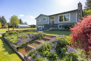 13872 Trumpeter Ln, Mount Vernon, WA 98273 - Photo 2