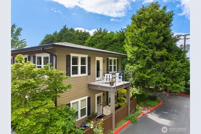 9551 NE South Beach Drive #3H, Bainbridge Island, WA 98110 - Photo 2