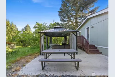 12817 168th Street NE, Arlington, WA 98223 - Photo 32