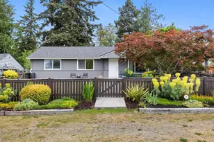 1826 N 199th St, Shoreline, WA 98133 - Photo 1