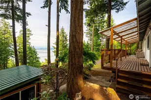 1059 Island Dr, Lummi Island, WA 98262 - Photo 18