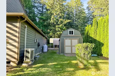 8610 Long Lake Road SE, Port Orchard, WA 98367 - Photo 26