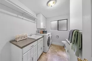 13800 SE 21st St, Bellevue, WA 98005 - Photo 28