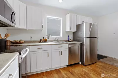 3406 W Government Way #7, Seattle, WA 98199 - Photo 6