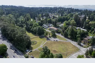 108 Kensington Avenue SW, Kent, WA 98030 - Photo 4