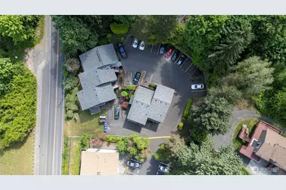 108 Kensington Avenue SW, Kent, WA 98030 - Photo 2