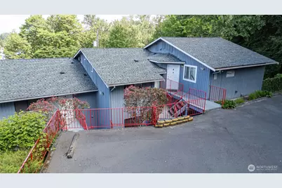 108 Kensington Avenue SW, Kent, WA 98030 - Photo 8
