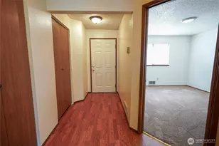 108 Kensington Ave SW, Kent, WA 98030 - Photo 24