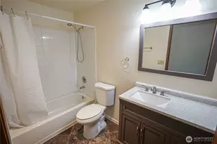 108 Kensington Ave SW, Kent, WA 98030 - Photo 14