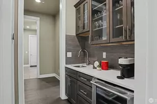 24020 NE 20th St, Sammamish, WA 98074 - Photo 16