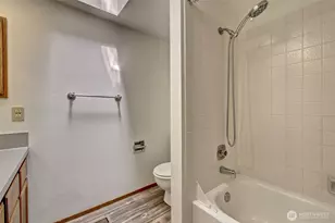 7079 NE 163rd St, Kenmore, WA 98028 - Photo 20