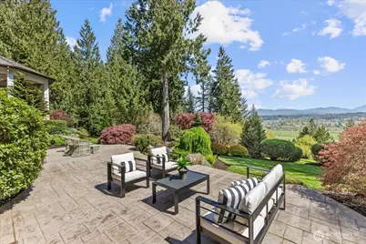 13748 242nd Avenue NE, Woodinville, WA 98077 - Photo 4