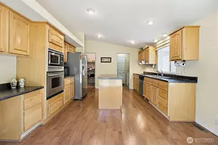 21804 SE 272nd Pl, Maple Valley, WA 98038 - Photo 12