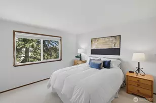 9522 1st Ave NE, Seattle, WA 98115 - Photo 14