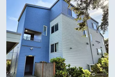 9522 1st Avenue NE #A4, Seattle, WA 98115 - Photo 18