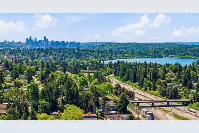 9522 1st Avenue NE #A4, Seattle, WA 98115 - Photo 24