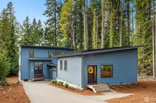 10143 Battle Point Dr NE, Bainbridge Island, WA 98110 - Photo 4