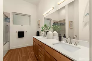 10143 Battle Point Dr NE, Bainbridge Island, WA 98110 - Photo 20