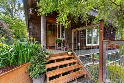 4710 New Sweden Avenue NE, Bainbridge Island, WA 98110 - Photo 4